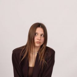 Рижа Вікторія Рижа Вікторія